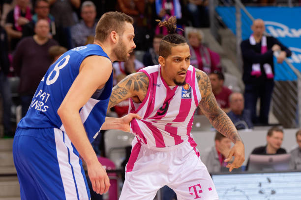 许多人脑海 许多人脑海